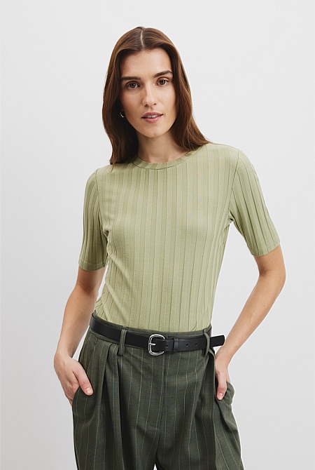 Short Sleeve Fitted T-Shirt