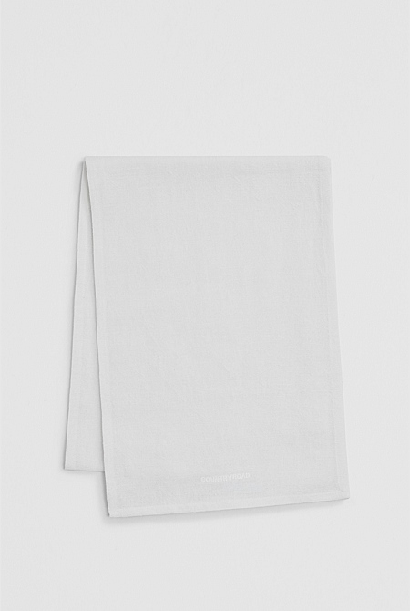 Dana Table Runner