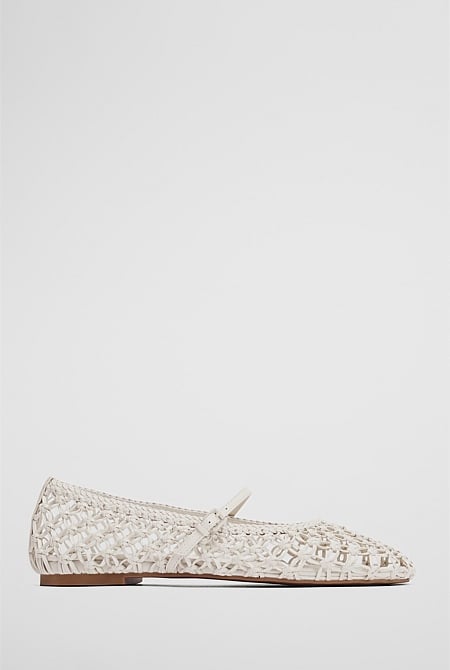 Nina Flat