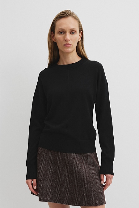 Lightweight Merino Crew Neck Knit