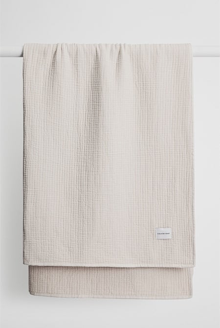 Thea Throw