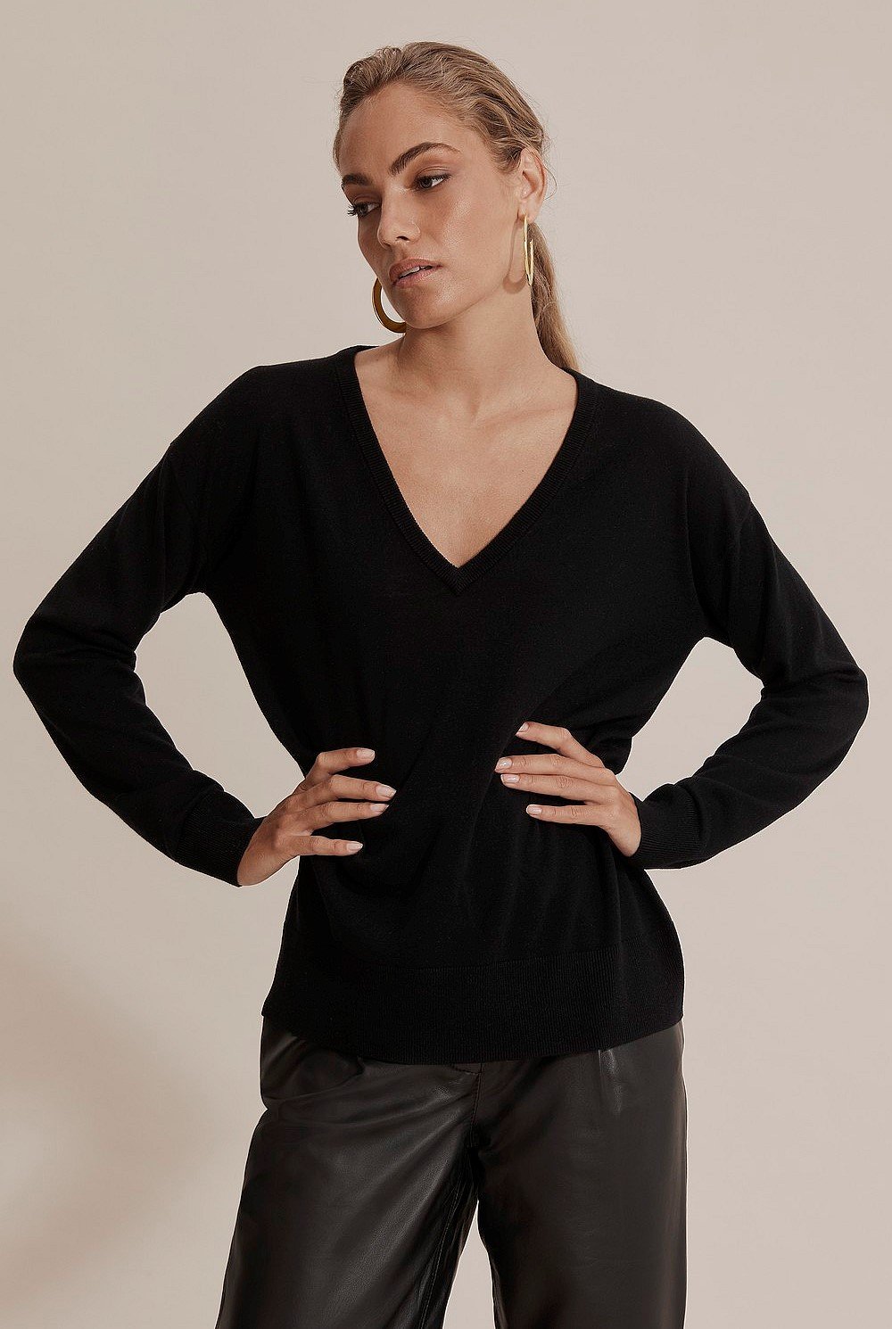 Australian Merino Wool Silk V-Neck Knit