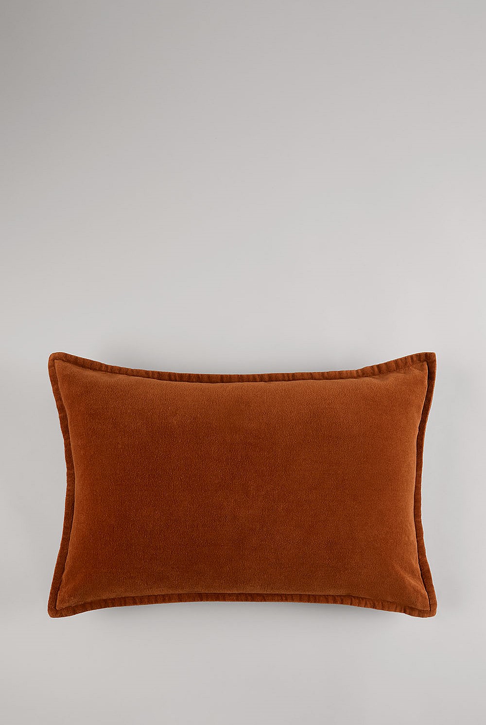 Syrah 40x60 Cushion