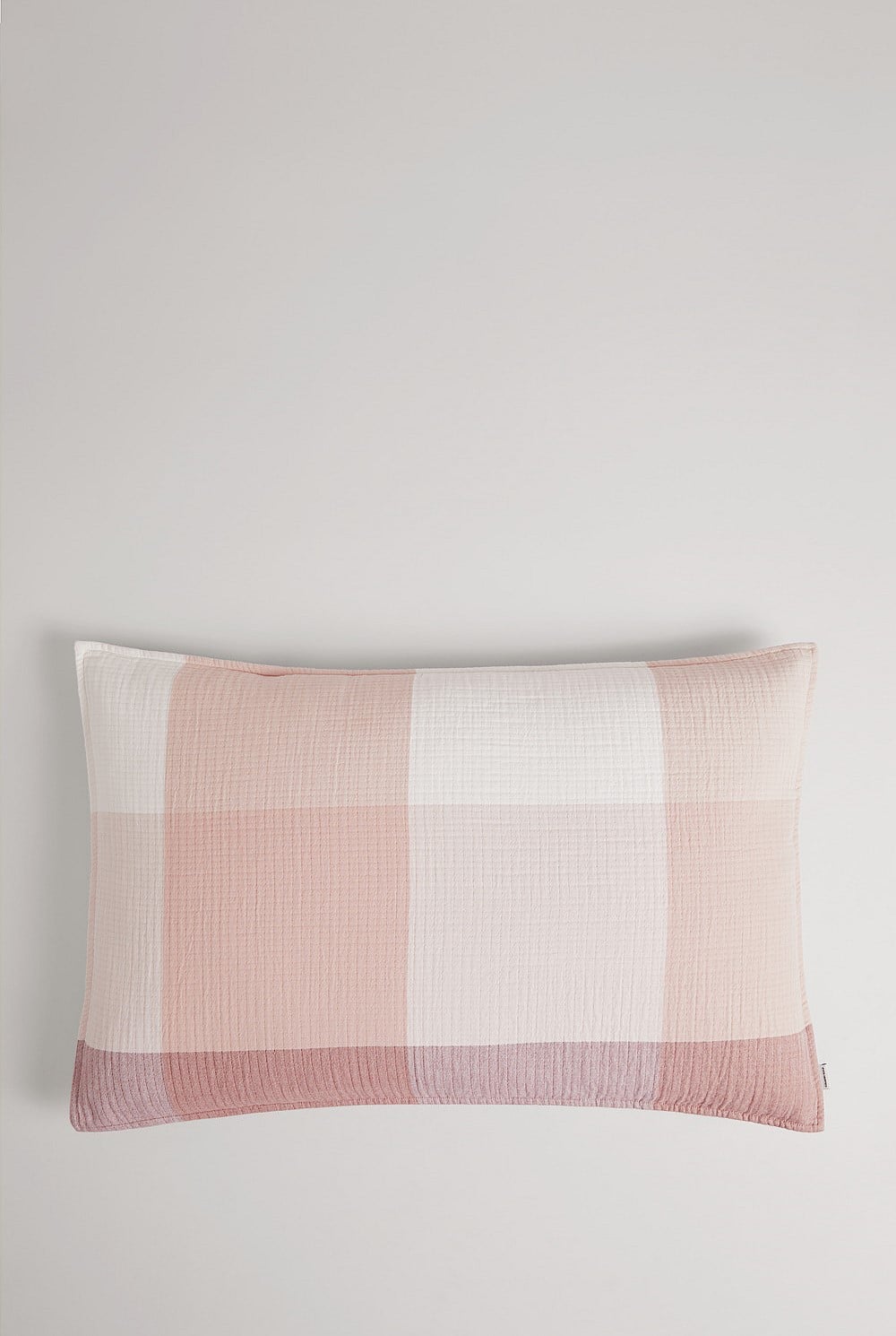 Lucia Pillowcase Pair