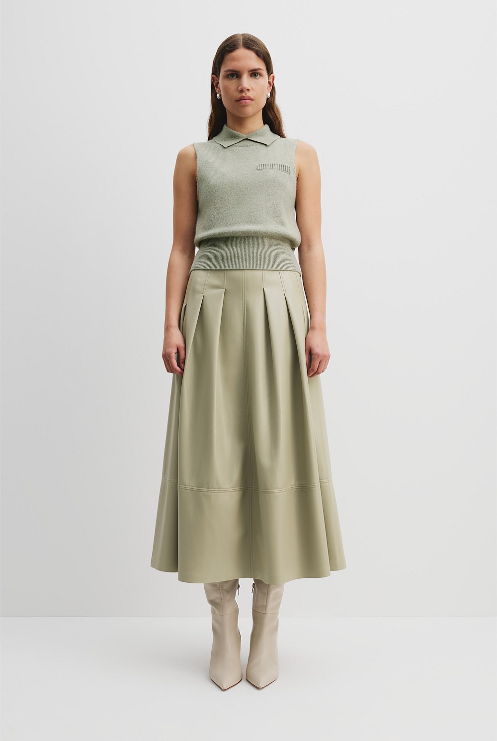 Cashmere Blend Collared Sleeveless Knit