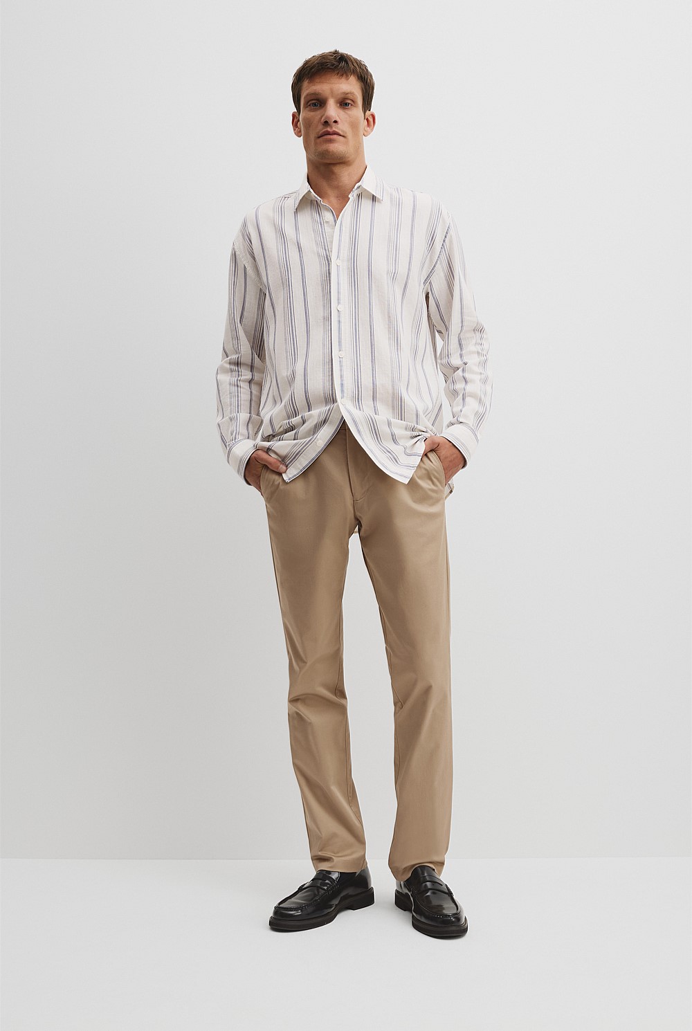 Regular Fit Travel Trouser