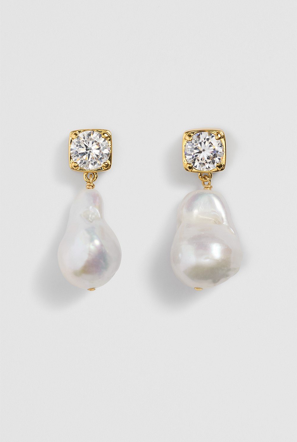 Crystal Pearl Drop Earring