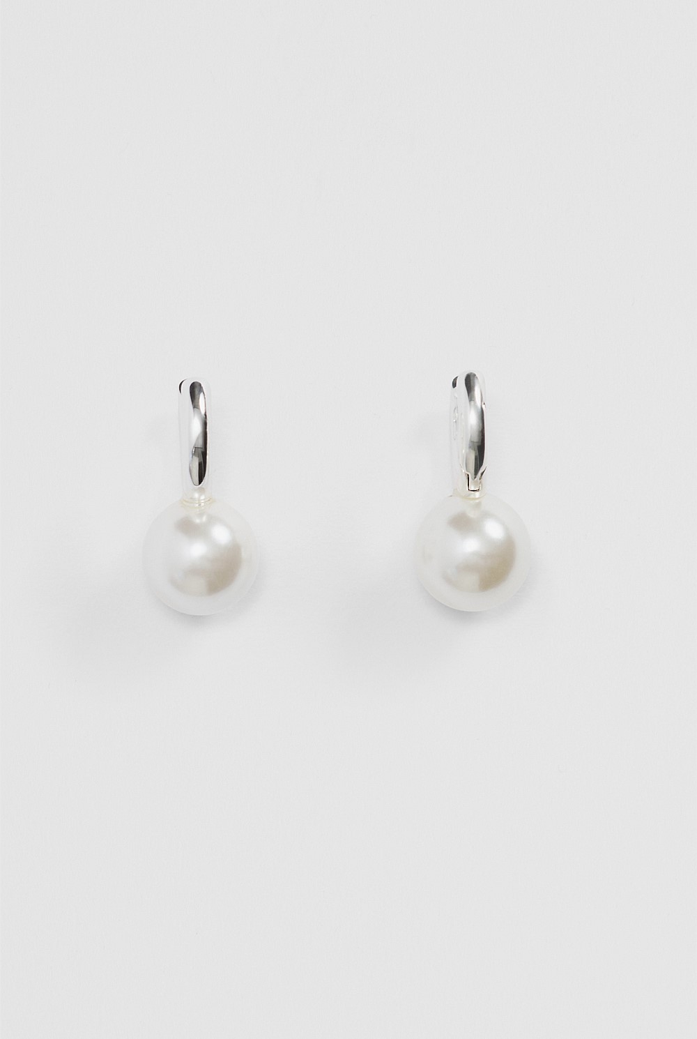 Sleeper Pearl Drop Earring