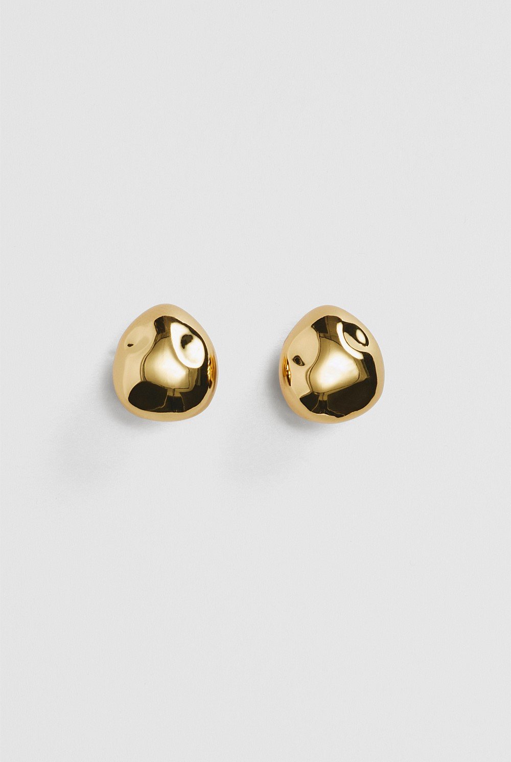 Kora Molten Stud