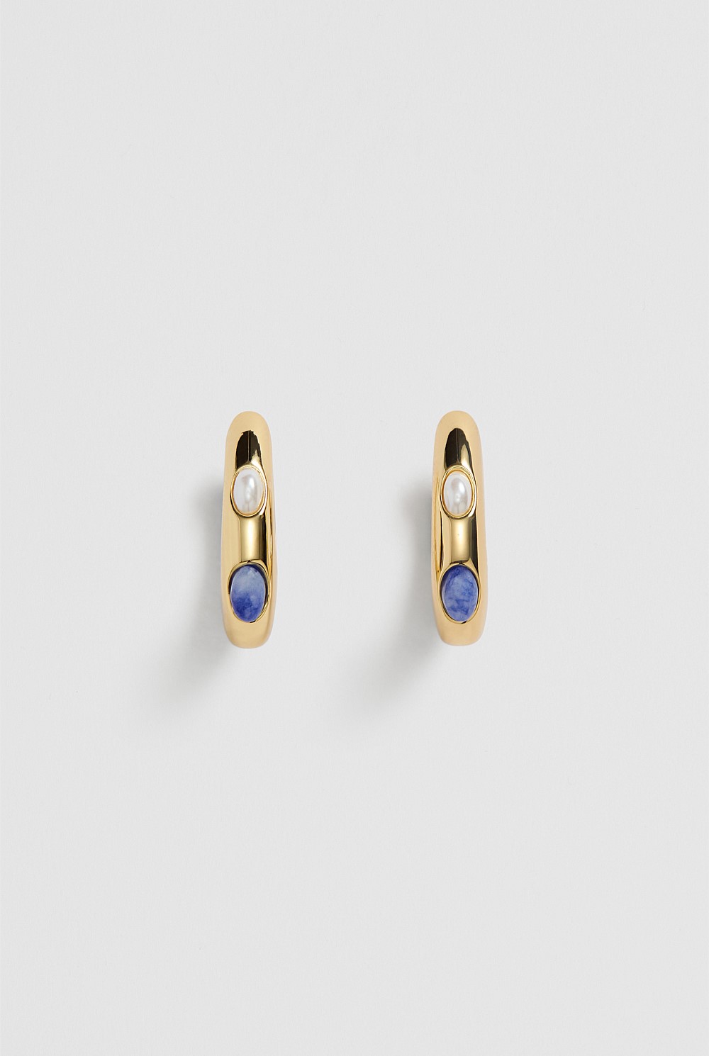 Arya Pearl Hoop Earring