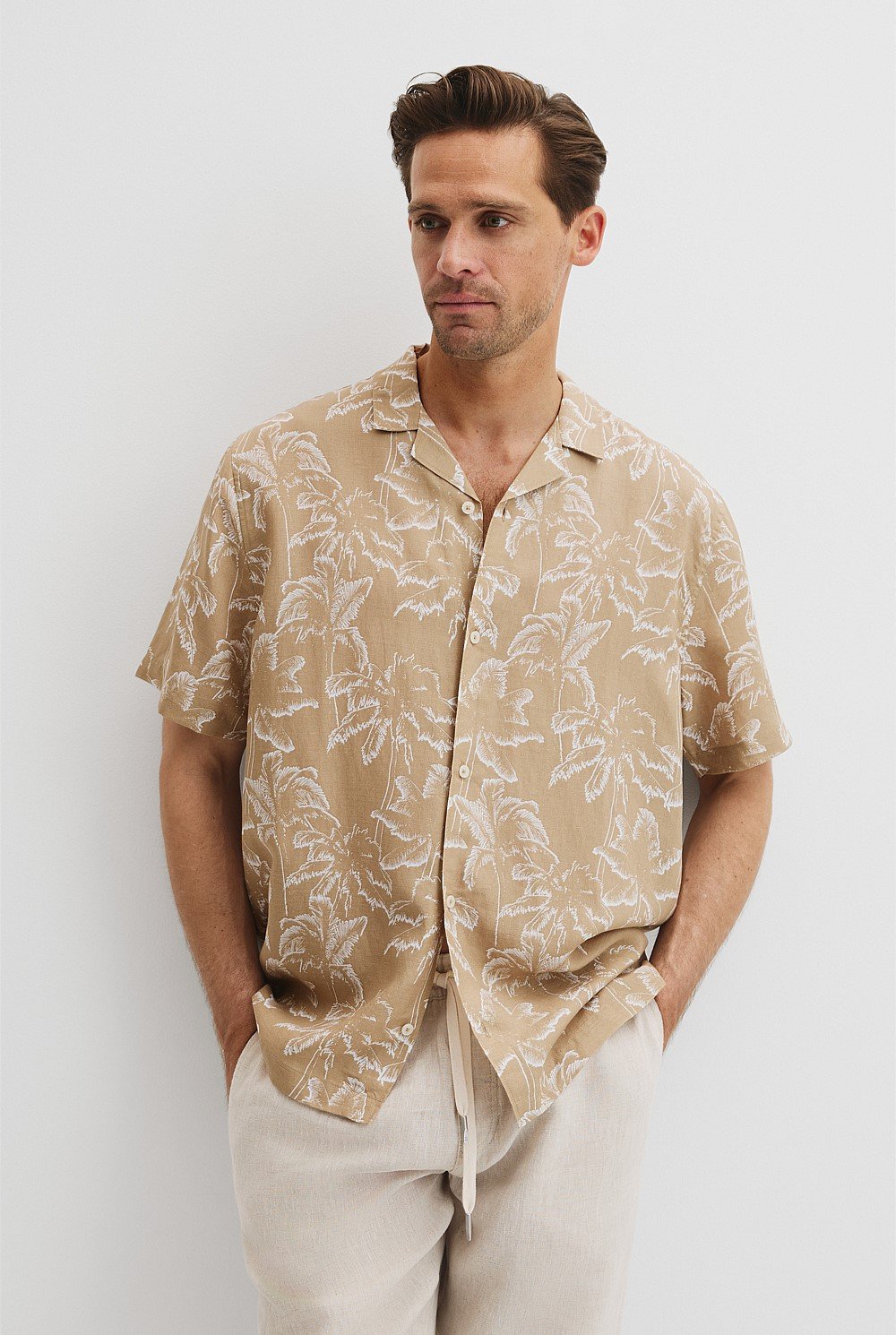 Tencel Linen Palm Print Short Sleeve Shirt