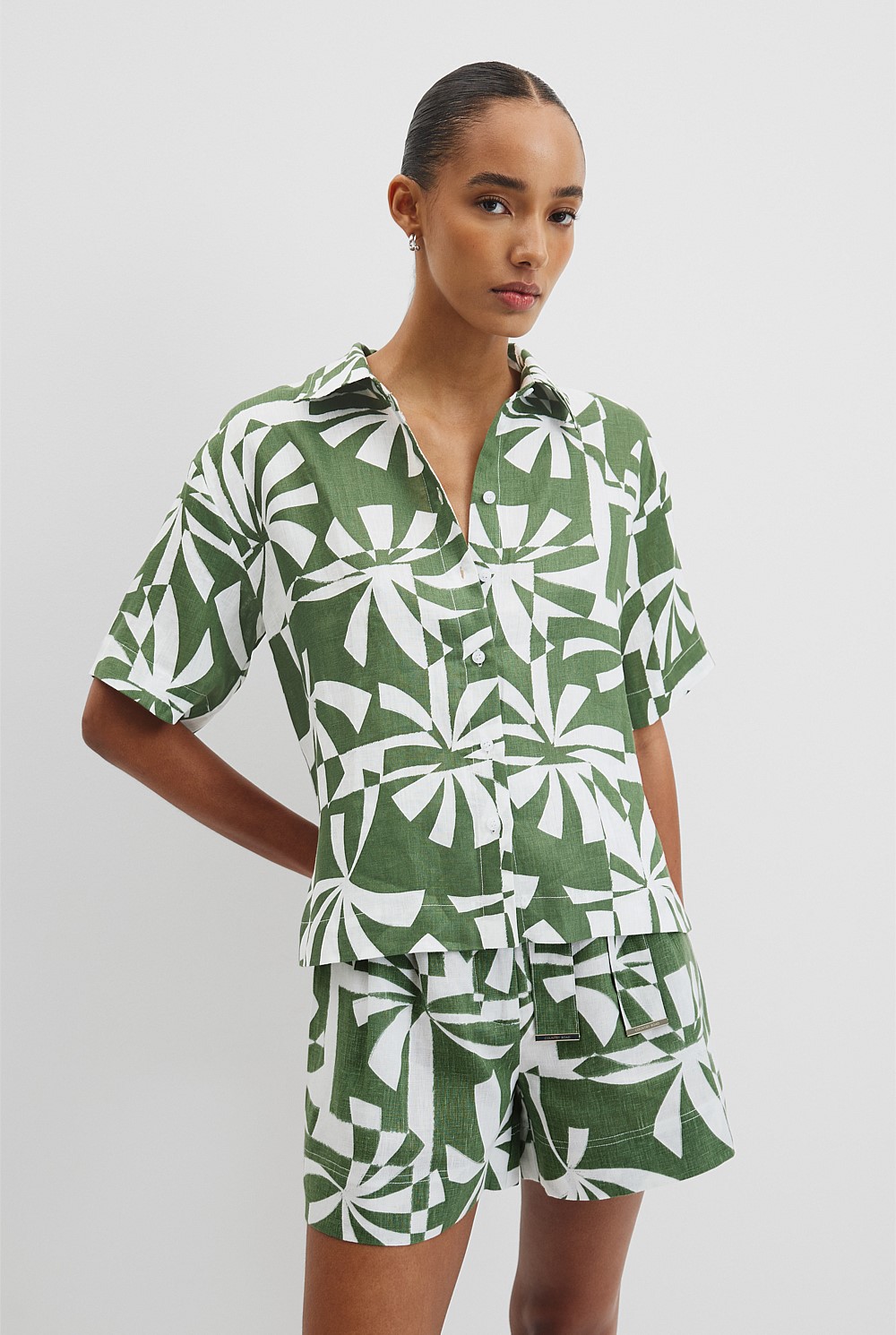 Organically Grown Linen Print Short Sleeve Shirt