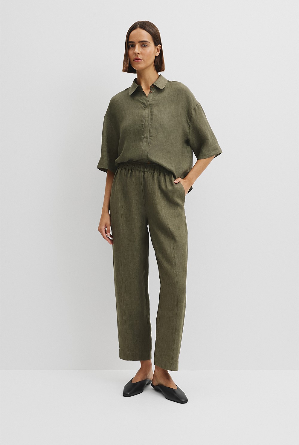 Organically Grown Linen Tapered Jogger