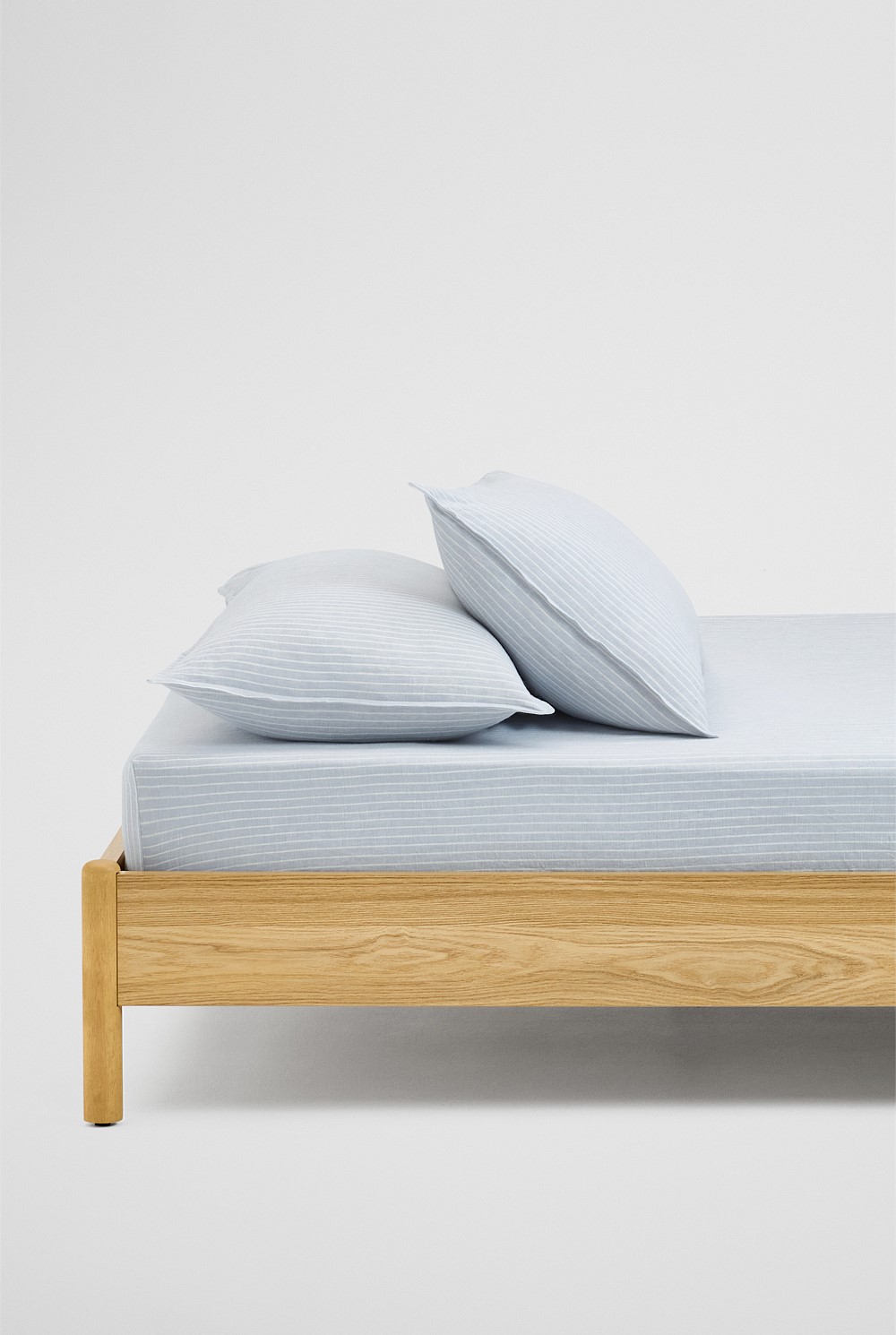 Skye Linen Queen Fitted Sheet