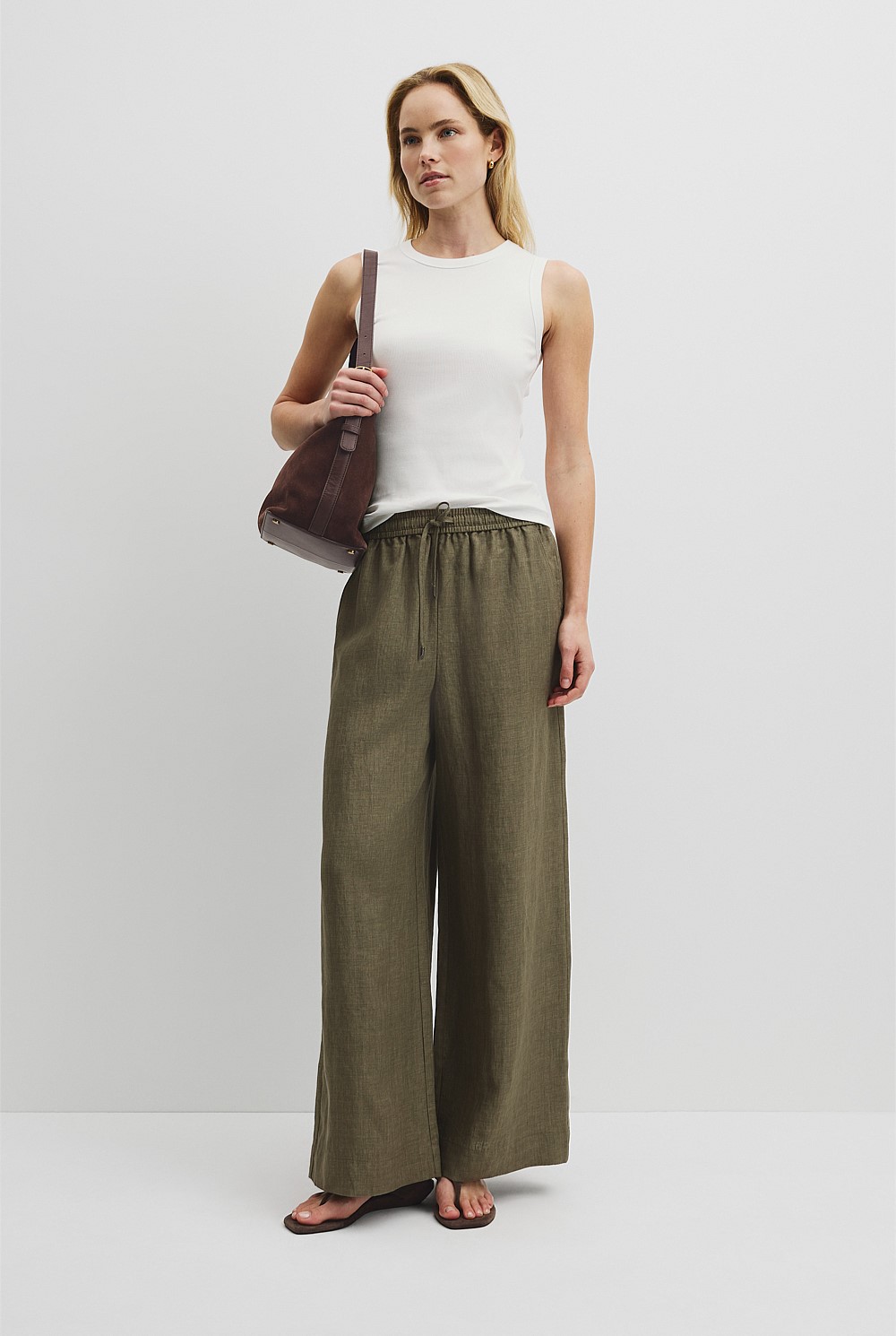 Pull-On Linen Pant