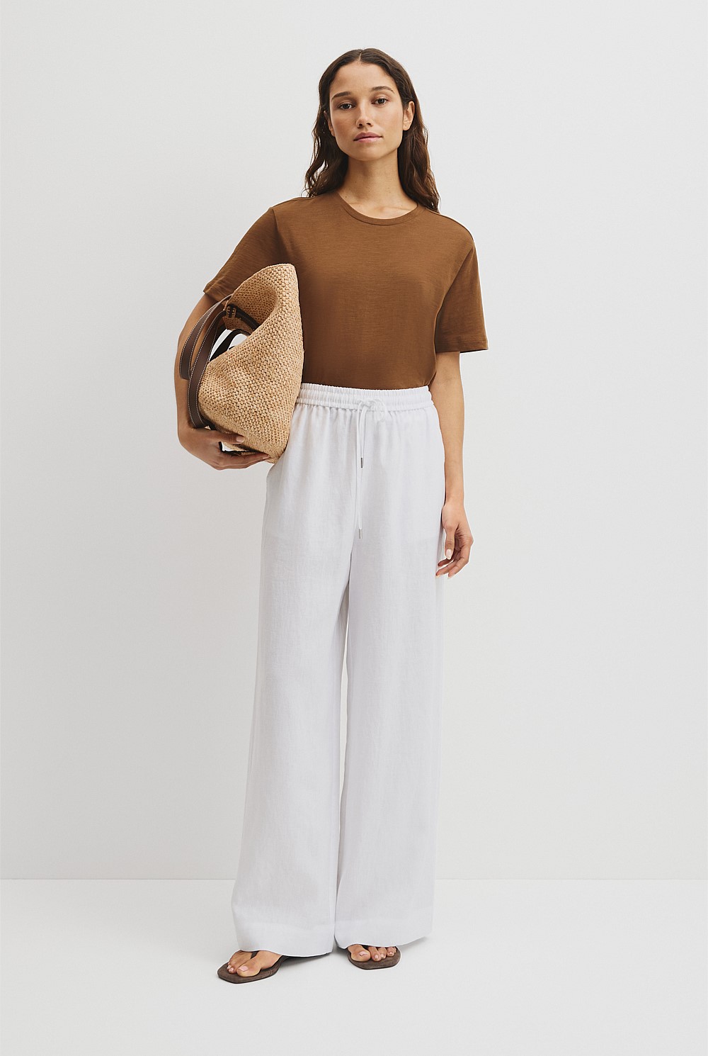 Pull-On Linen Pant