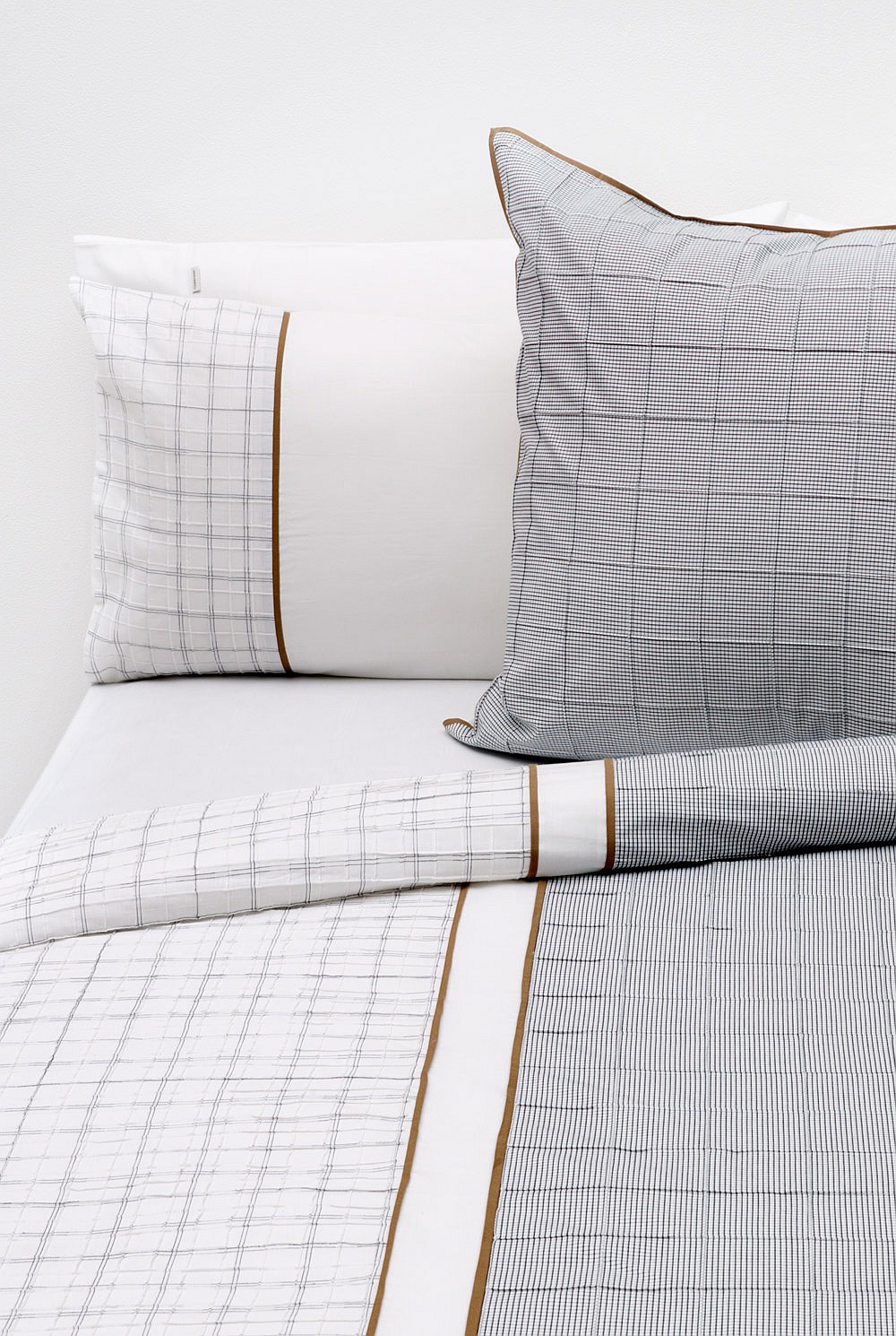Bastian King Quilt Cover