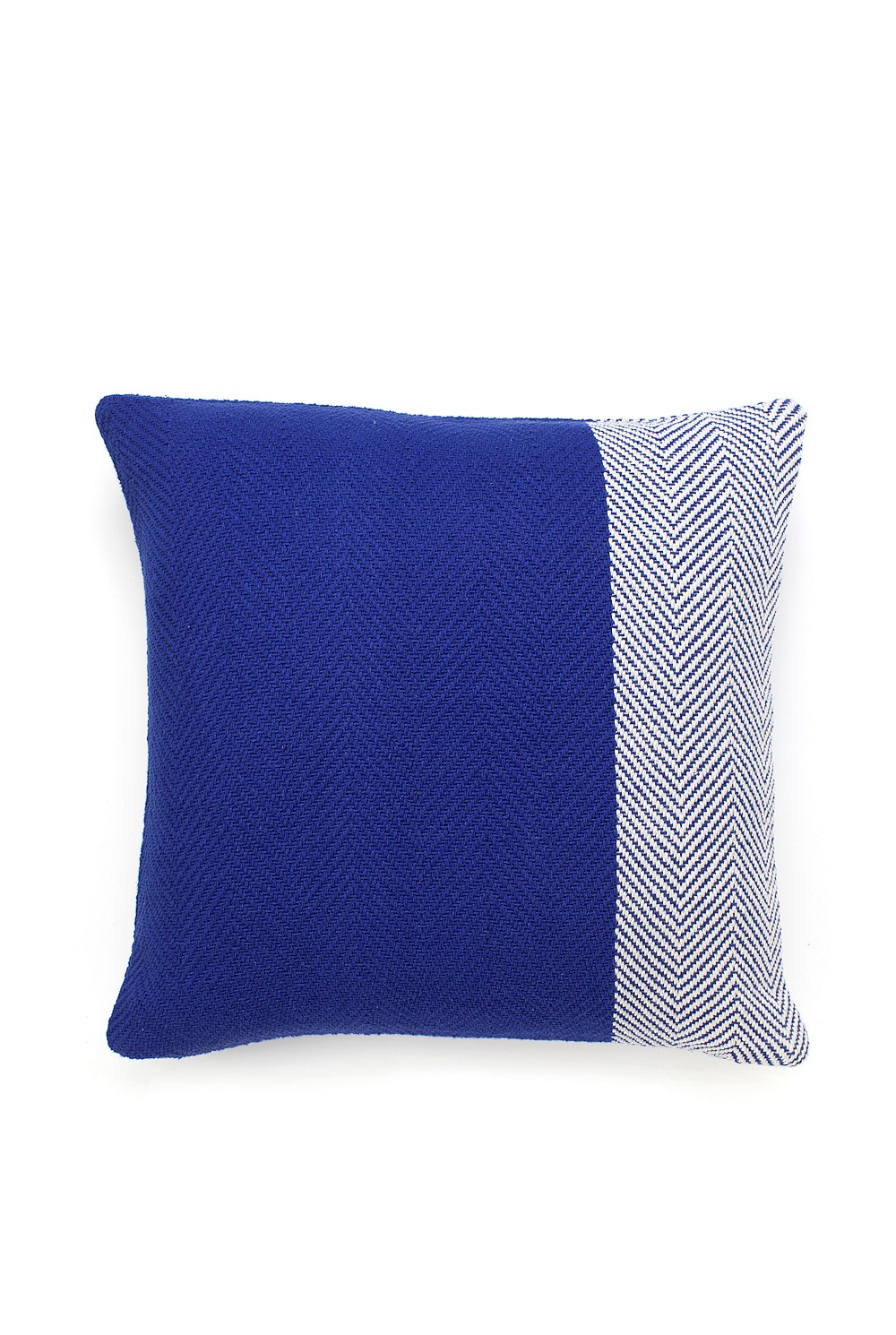 Lauris Cushion