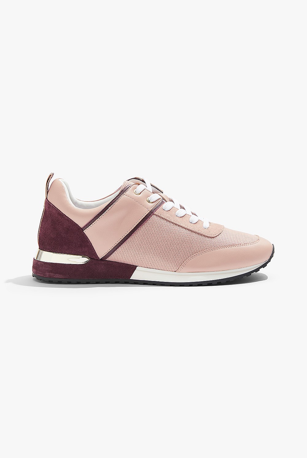 Billie Sneaker