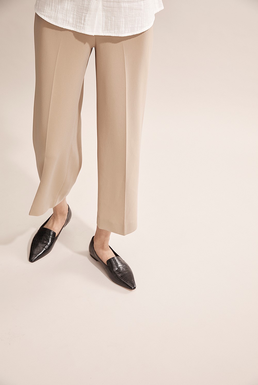 Cropped Wide Leg Pant