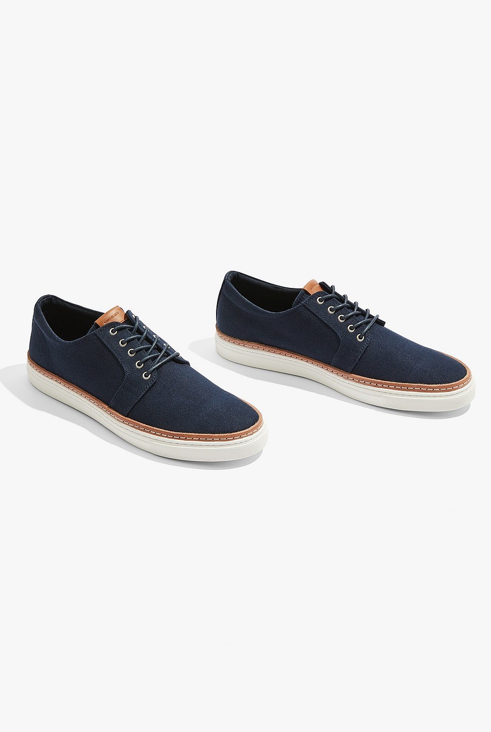 Organically Grown Cotton Canvas Sneaker