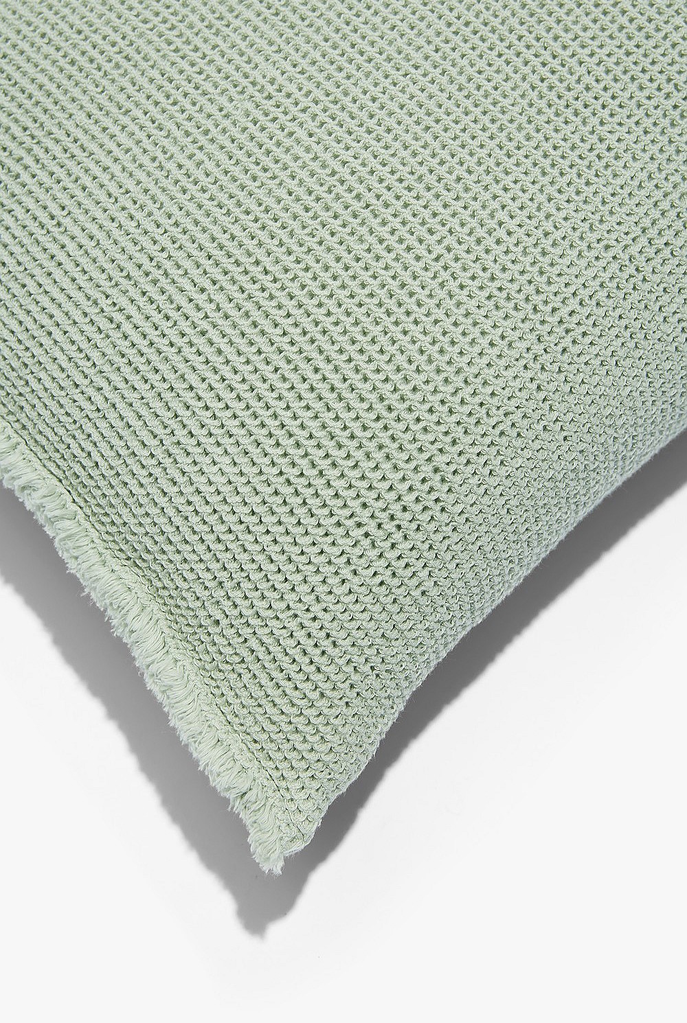 Brae 40x60 Waffle Cushion
