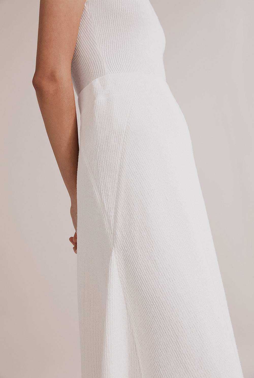 Textured Pull On Skirt