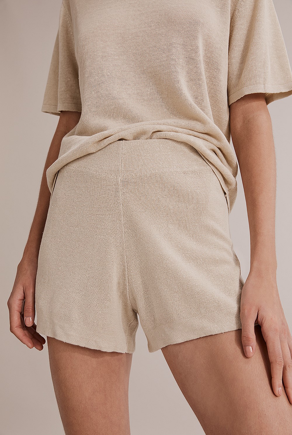 Linen Knit Short