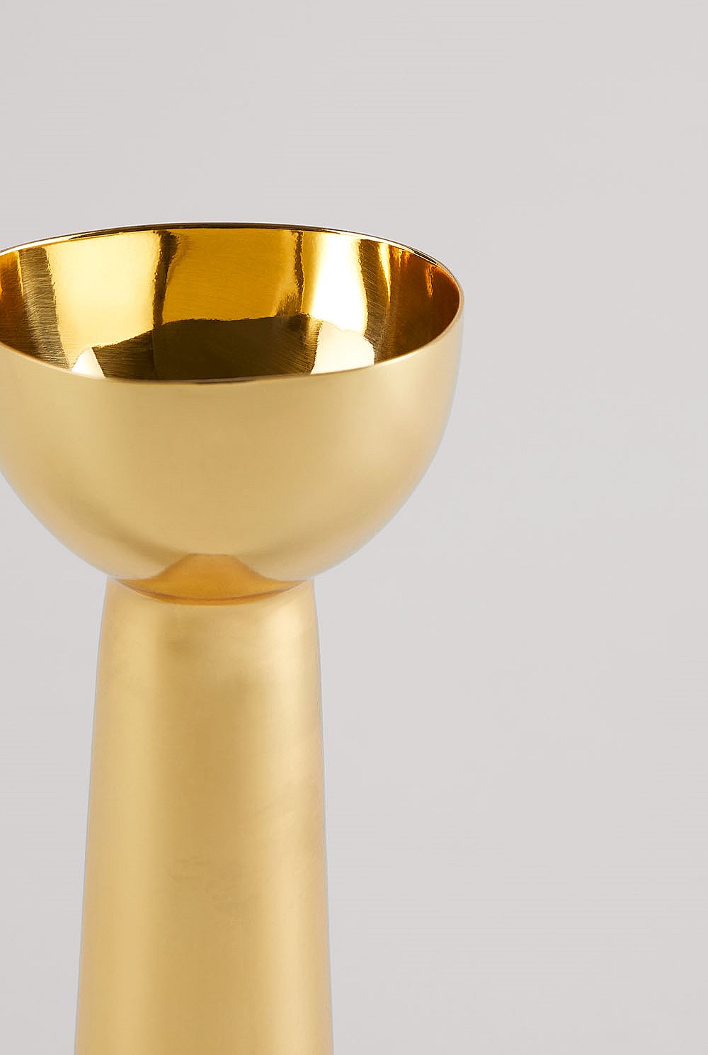 Essie Large Candle Holder