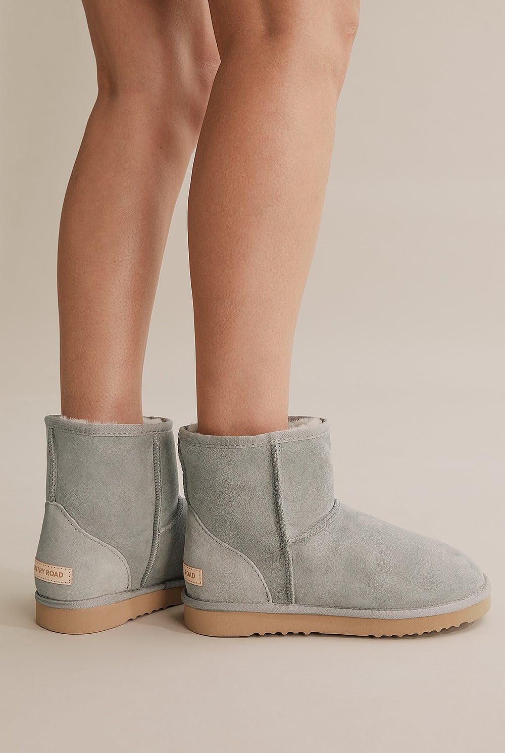 CR Low Sheepskin Boot