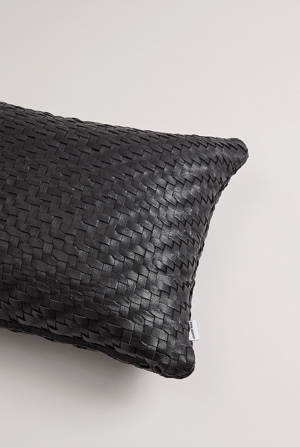 Elliott 35x50 Leather Cushion