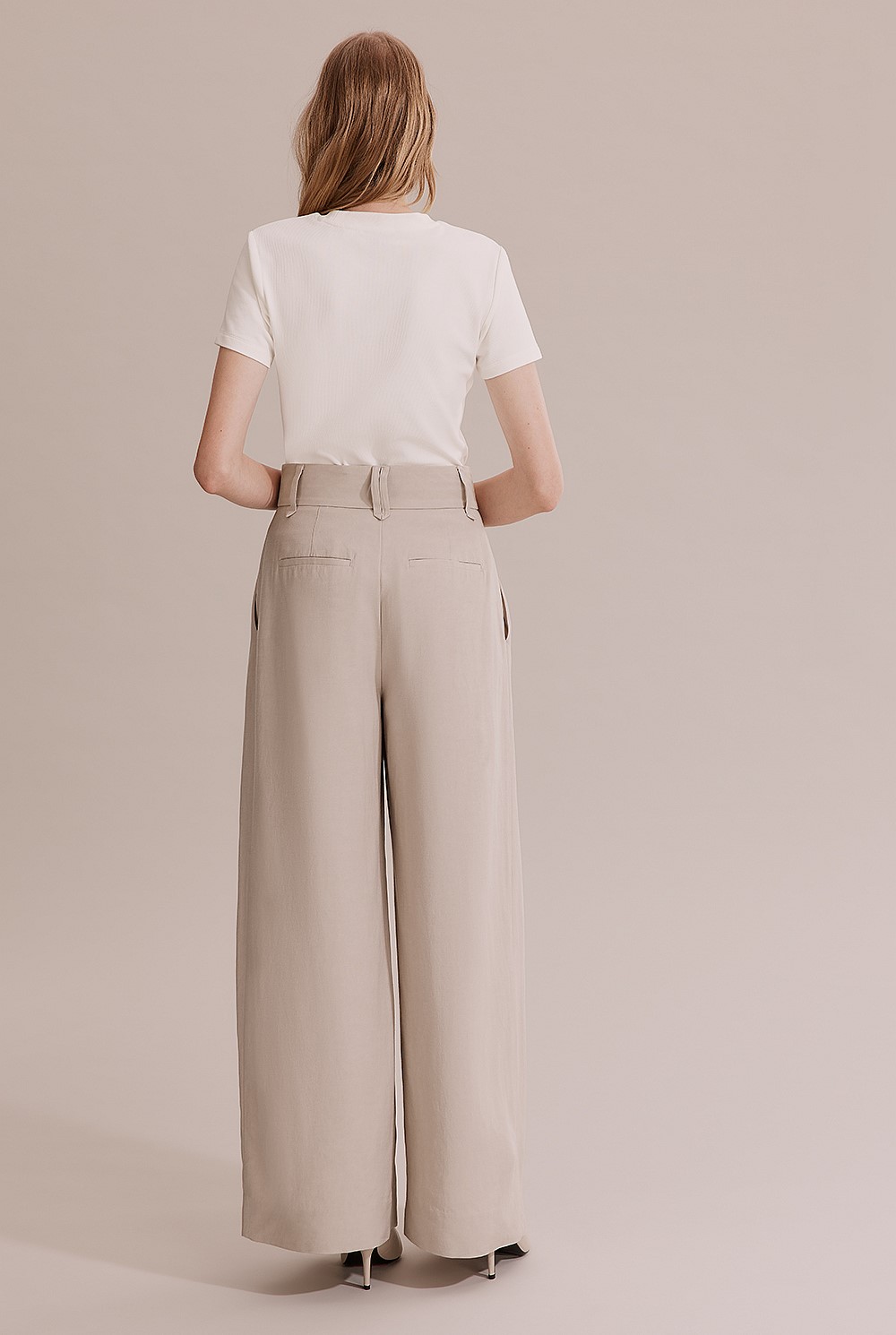 Pleat Detail Pant