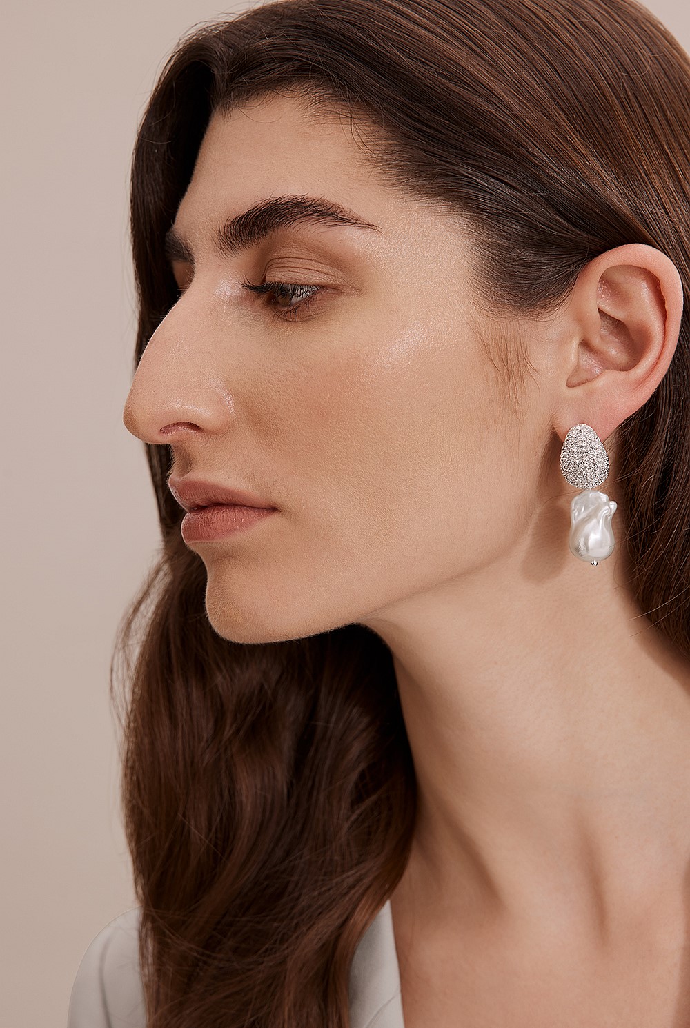 Violet Pearl Earring