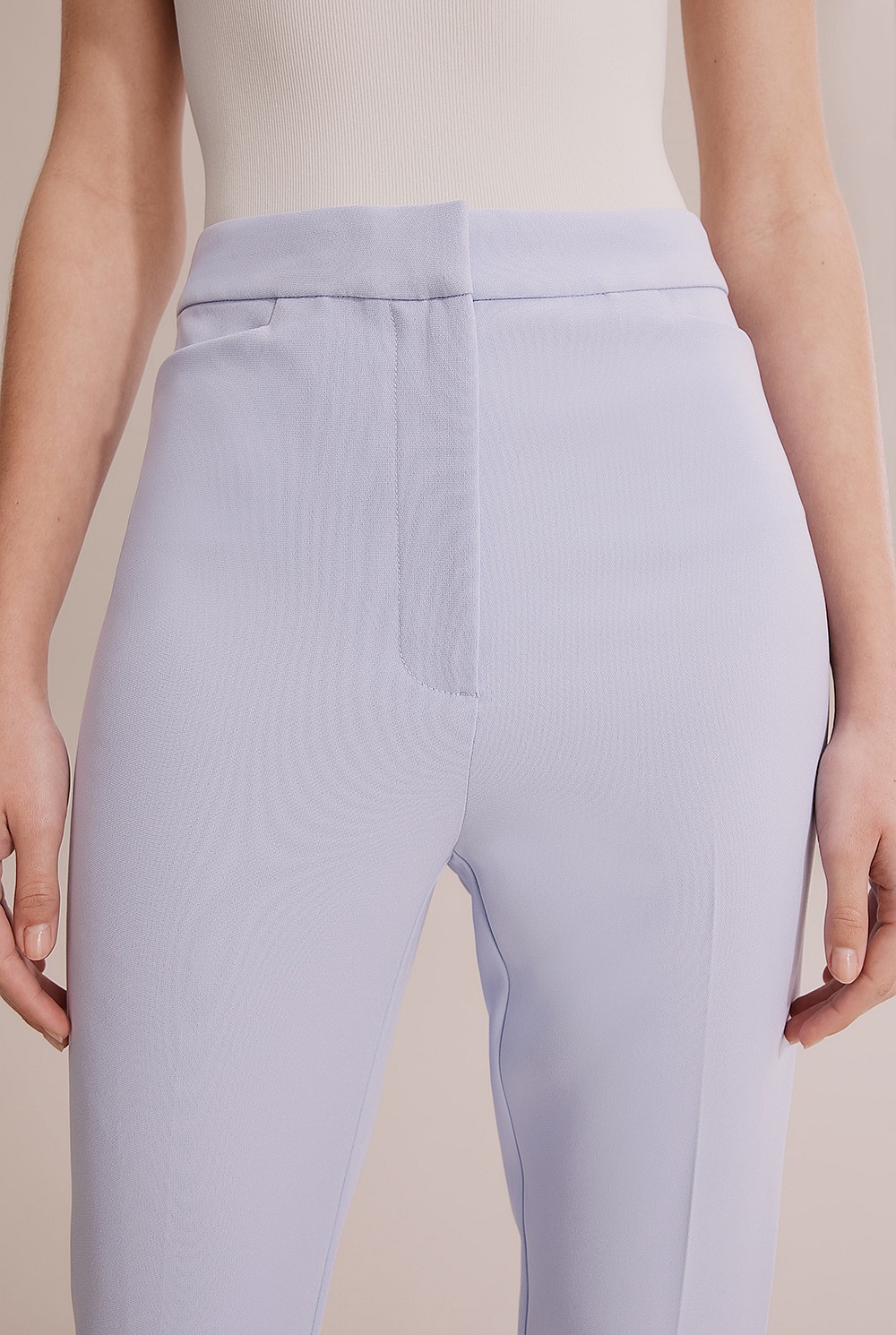 Slim Front Split Pant