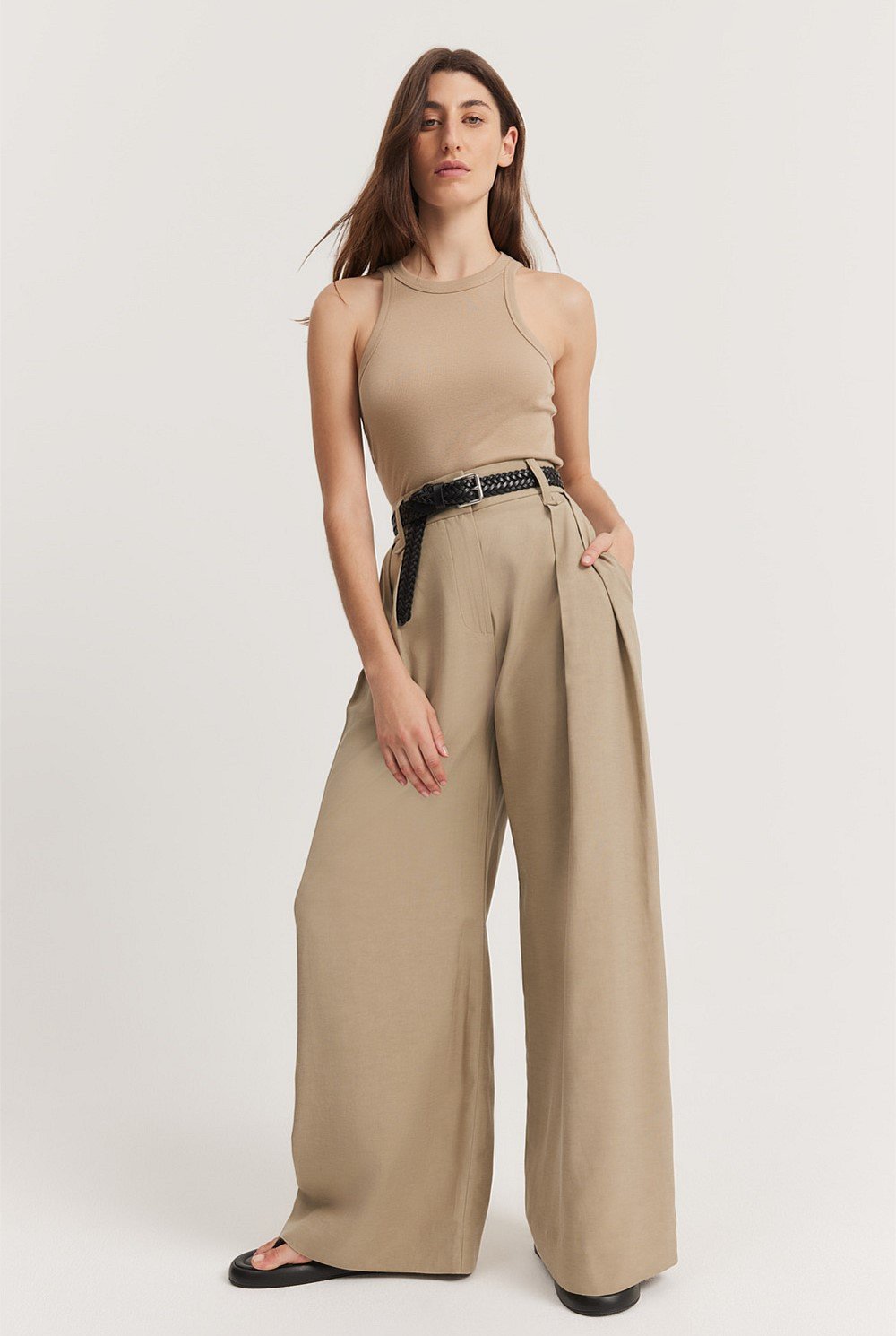 Pleat Detail Pant