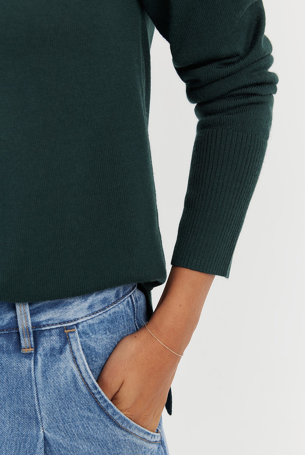 Verified Merino Wool V-neck Knit