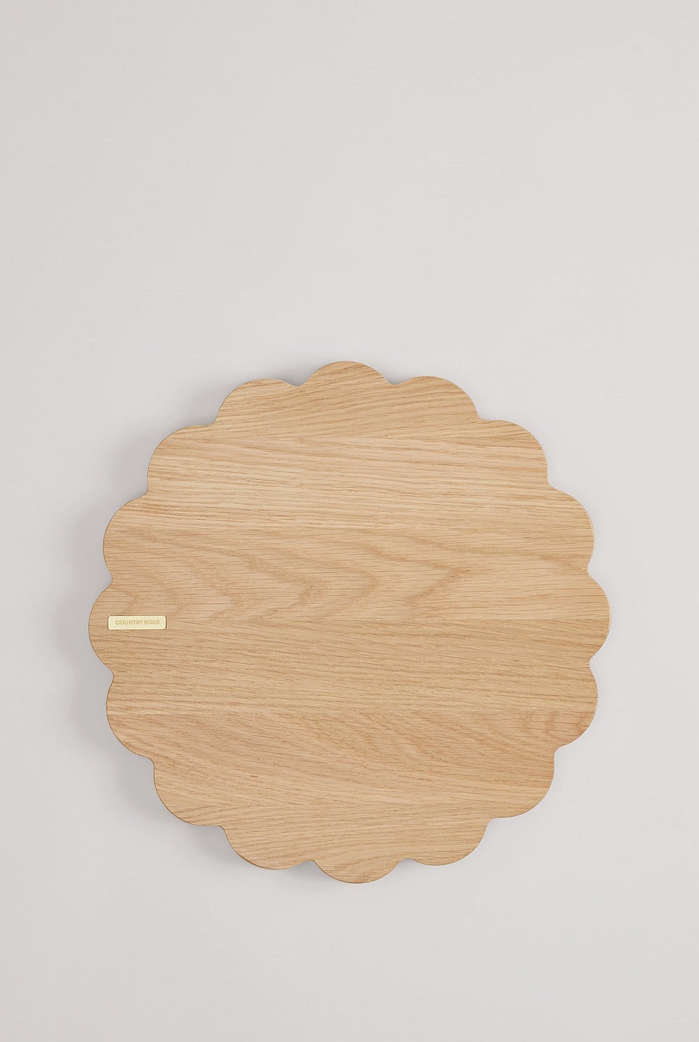 Theo Scalloped Board