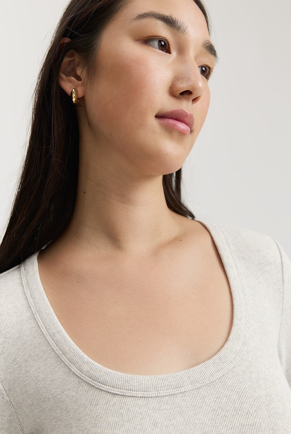 Fitted Rib Scoop Long Sleeve Top