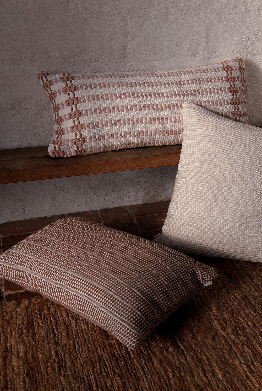 Corina 40x60 Cushion