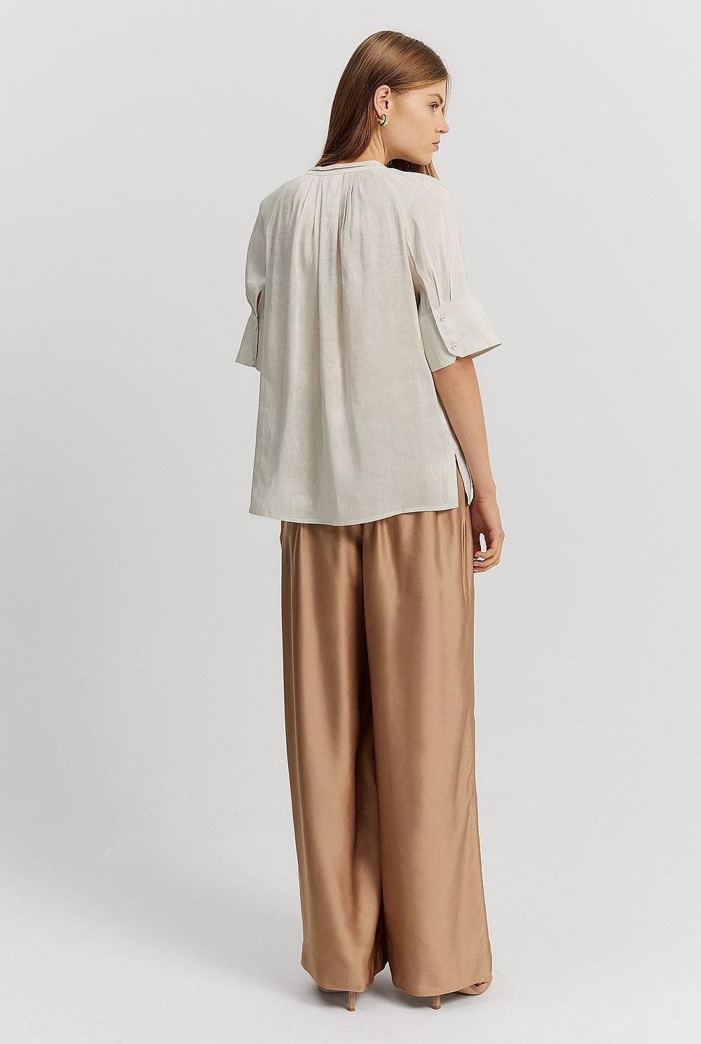 Fluid Short Sleeve Popover