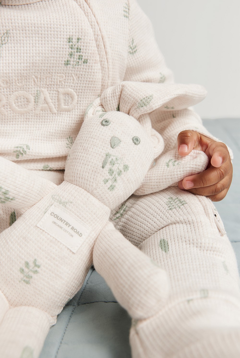 Oatmeal Leaf Cotton Waffle Bunny - Accessories | Country Road