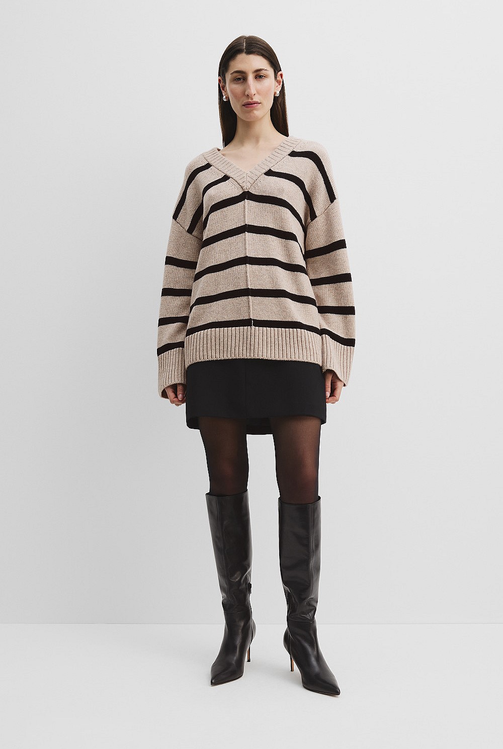 V-Neck Longline Knit