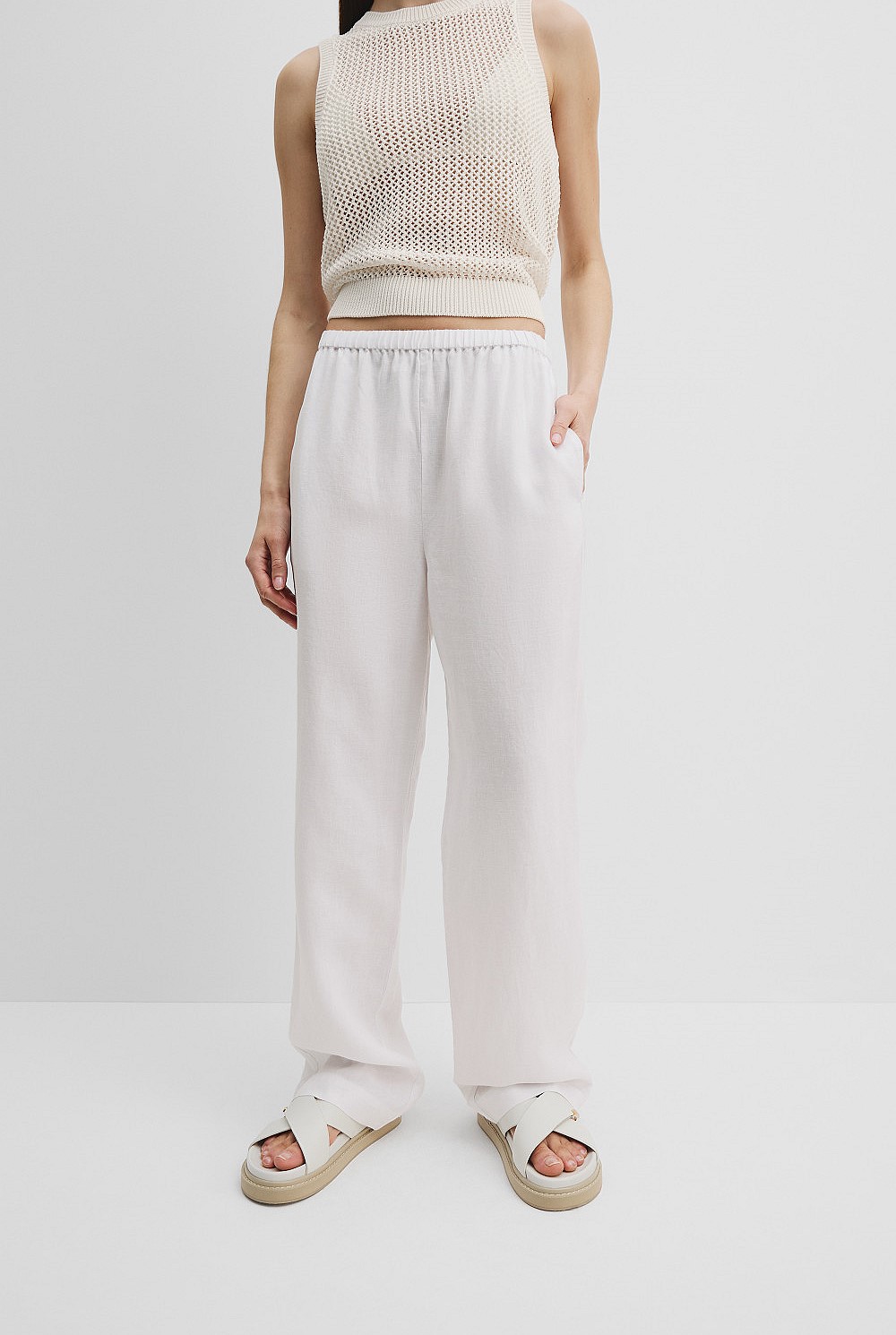 Linen Pull-On Pant