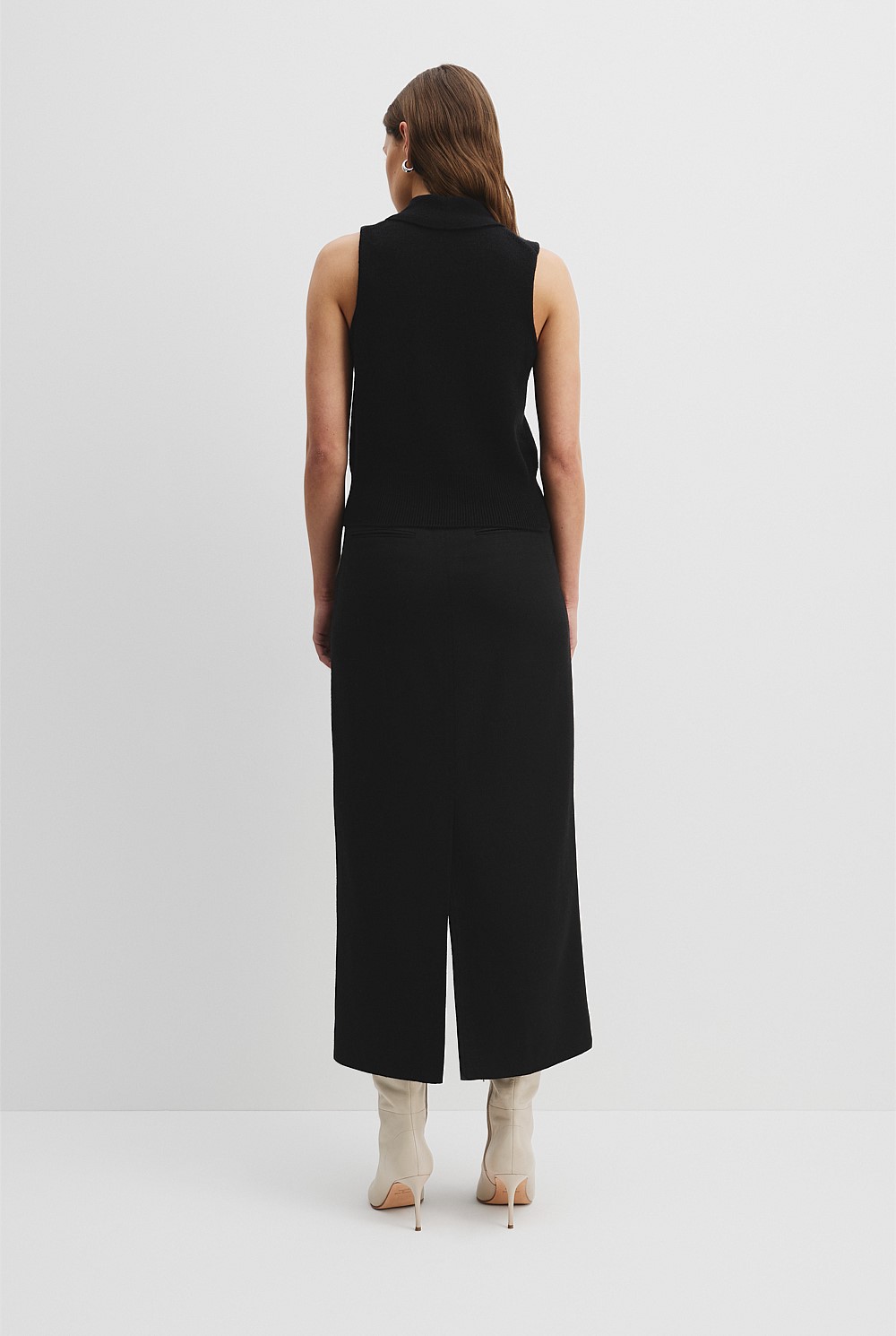 GCS-certified Cashmere Blend Collared Sleeveless Knit