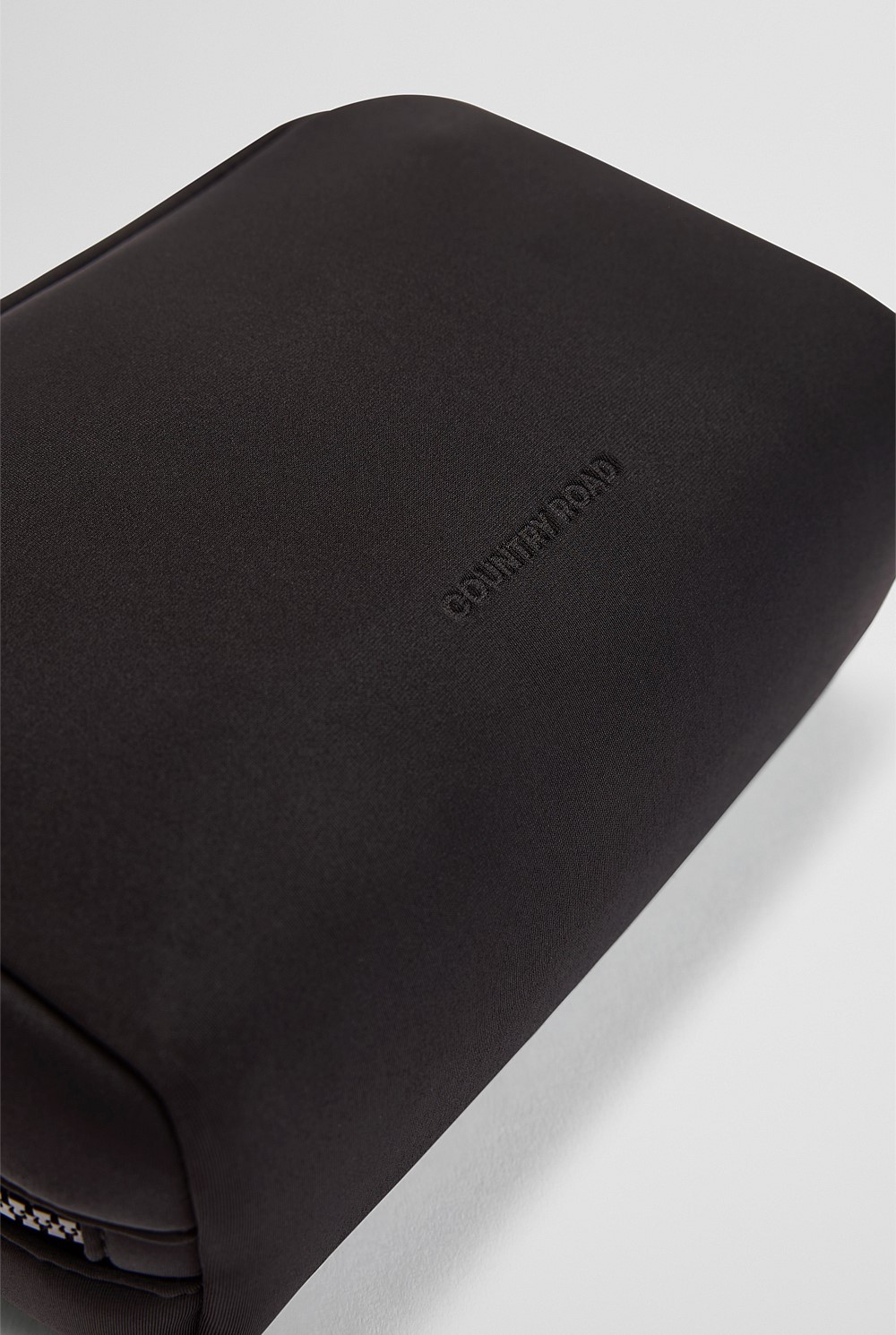 CR Zip Neoprene Medium Cosmetic Case