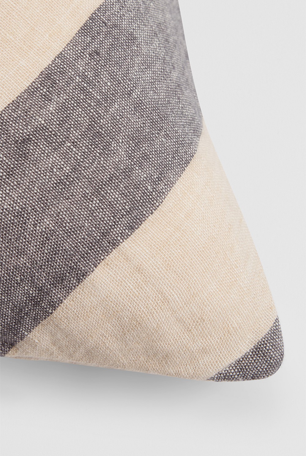 Pipi Organically Grown Linen 40x60 Cushion