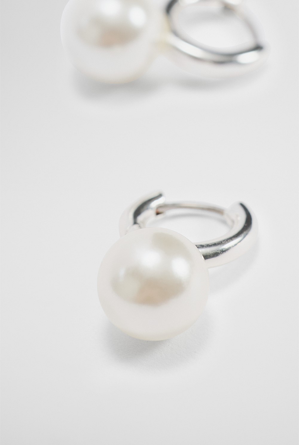 Sleeper Pearl Drop Earring