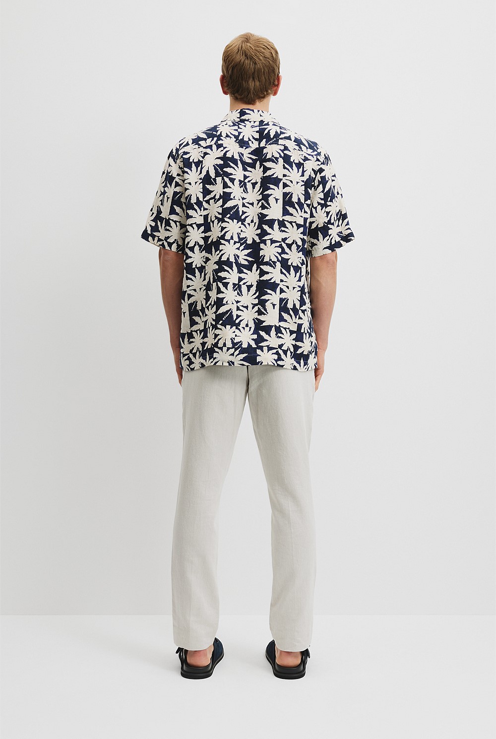 Organically Grown Linen Short Sleeve Palm Tile Print Shirt