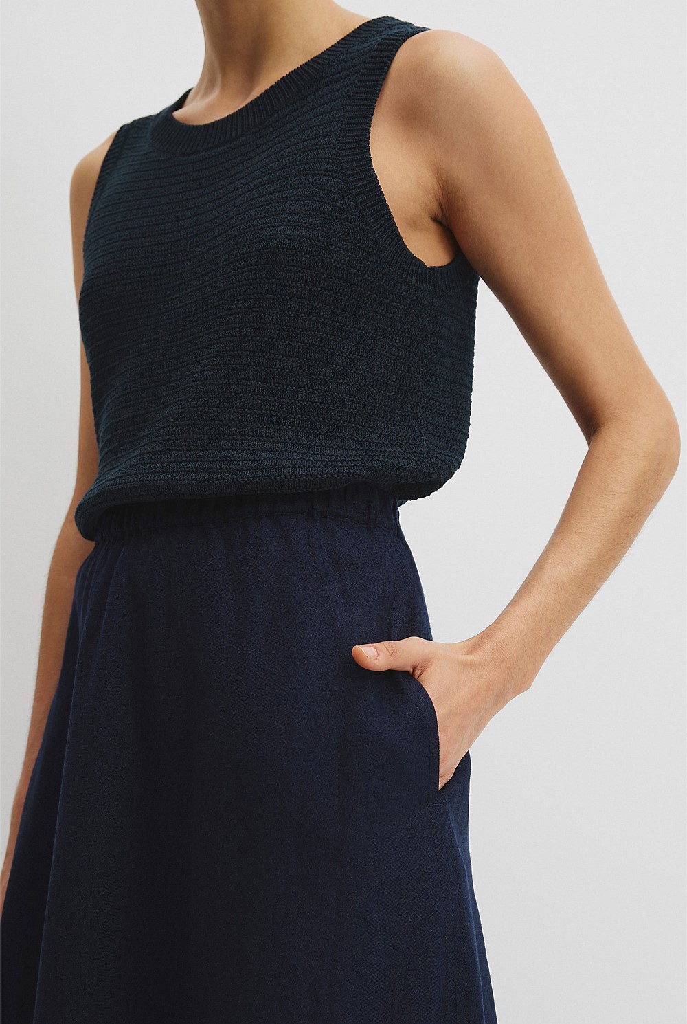 Organically Grown Linen Pull-On Skirt