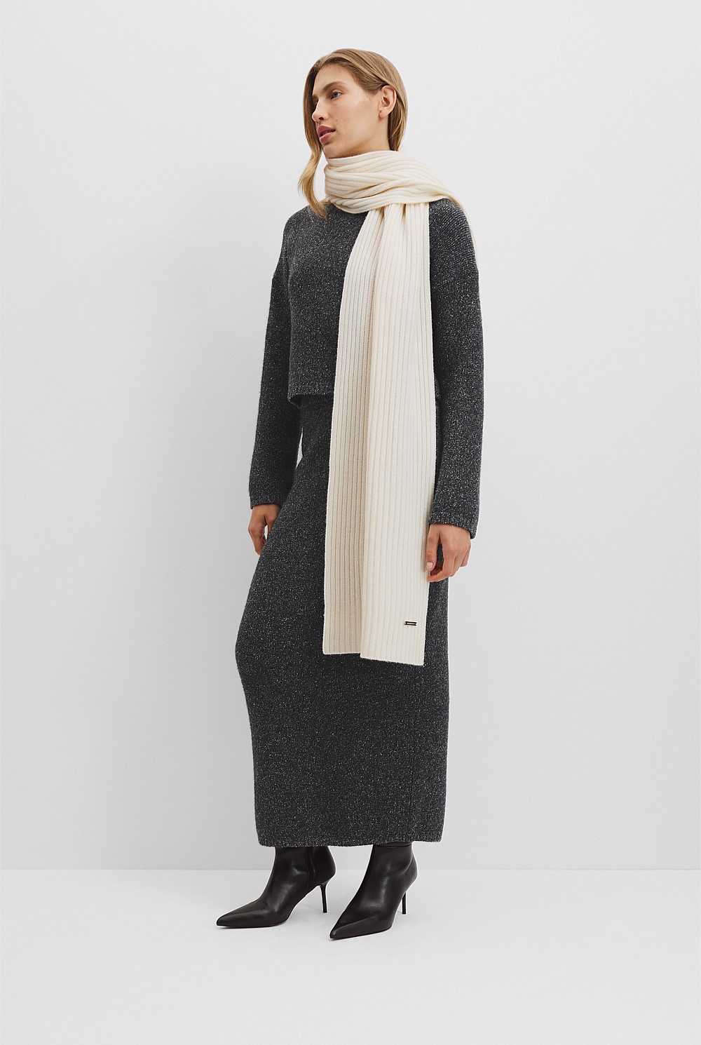 Wool Cash Rib Scarf